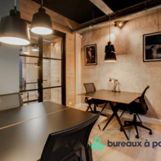 Bureau privé 12 m² 4 postes Coworking Rue d'Amsterdam Paris 75008 - photo 2